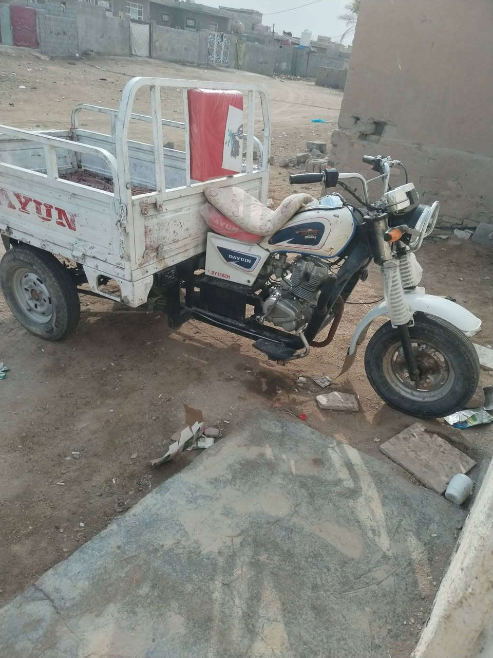 سلام عليكم ستوته مديل 2018 للبيع اوراق كاملات شاصي مكفول ركبه مكفوله مابيه اي شي سدر كامل جديد اكسن جديد  كهربائيات كله شغاله بس يرادلهن ربط ما رابطهن شغاله سلف وهندر الشراي يتصل ع الرقم ***********
