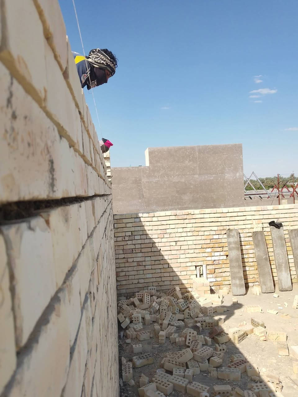 🏗️ خلفة بناء الطابوق والبلوك
إذا كنت تبحث عن عمل متقن وجودة مضمونة في البناء، فنحن جاهزون لتنفيذ جميع أعمال الطابوق والبلوك باحترافية عالية.
✅ بناء منازل وفلل ✅ بناء محلات وأسوار ✅ تنفيذ مجمعات سكنية ✅ ترميم وإضافات بناء ✅ دقة في العمل والتزام بالمواعيد ✅ أسعار مناسبة وجودة مضمونة
📍 نعمل في جميع محافظات العراق
📞 للحجز والاستفسار: ‏‪***********‬‏
#بناء_الطابوق #بناء_البلوك #مقاولات #بناء_منازل #العراق #خلفة_بناء_الطابوق_والبلوك 🧱🏠✨
