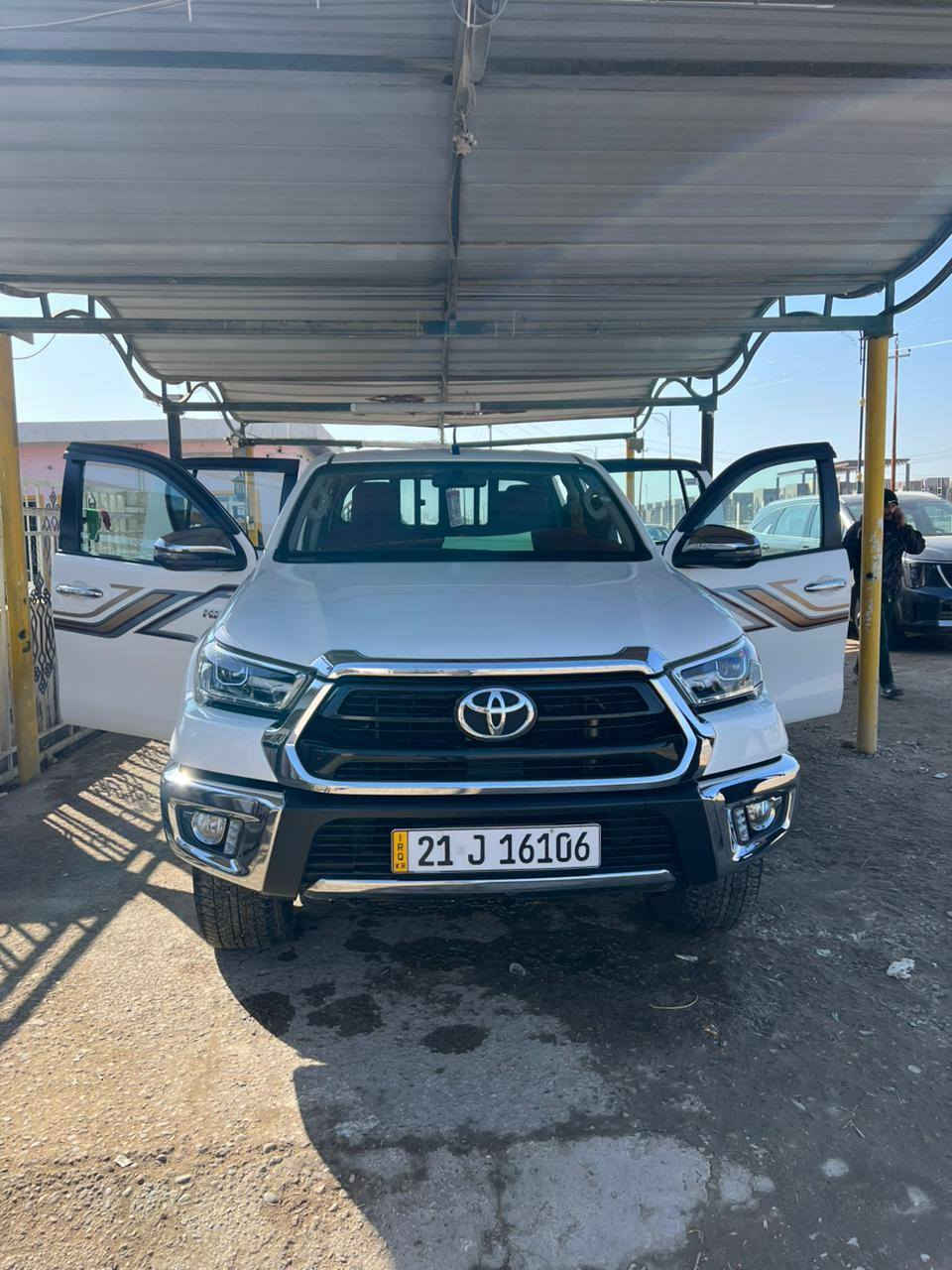 السلام عليكم للبيع سيارة هيلوكس عالية دفع رباعي فول مواصفات ماشية 100رقمهة سليمانية مكلف بالنشر الشراي يتصل 
***********
