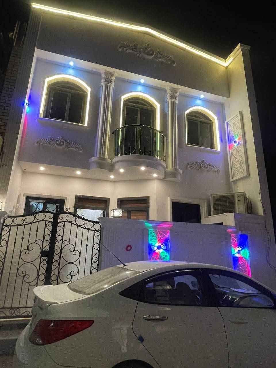 السلام عليكم بيت البيع طابو زراعي سند٢٥المساحه ١٠٠م الواجهة ٧ عددالغرف ٣سويت  عنوان الدوره مقابل ابوطيارة شارع الجنابي خلف جامعة الفرابي اتصال***********
