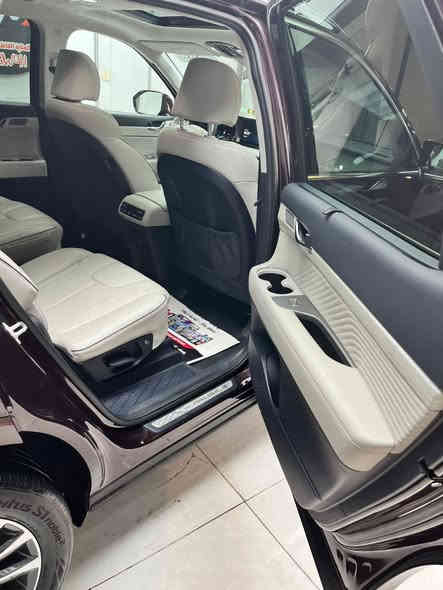 Hyundai palisade  2024 calligraphy🔻
هونداي بلسايد كلگرافي 
🔻موديل: 2024
🔻 العداد:37.000 km
🔻 المواصفات: كلگرافي  فول 1/1 
 شاشة عرض داتشو. المحرك   v6    3.8 
بصمة تشغيل + بصمة ابواب 
اصطفاف ذاتي(تقديم +ترجيع)  
فتحة سقف +بانوراما
سماعات هارمن كاردن عدد ١٦
 رادار امامي  + خلفي 
حساسات امامي + خلفي 
كامرات عدد 6  360 درجة 
كشنات امامي خزن ميموري 
كشنات كهربائي تدفئة وتبريد🥶
داخل ابيض
انارة داخليه (محيطيه) + انارة دشبول 
بردات جانبية
تبريد مركزي امامي + خلفي منفصل التحكم
تحكم ستيرن + شفتات
تدفئة ستيرن 
مرايا هيتر + تعتيم 
صندوق كهربائي شفط + اربع وضعيات فتح صندوق
وضعيات قيادة  (٥)
ويل كب حجم  ٢٠ 
اوتو هولد + نقطة عمياء 
سايد بريك بصمة + مثبت سرعة
شحن وايرلس 
إشارات بالمرايا  + إشارات جانبيه
2اوتو بريك 
تحديد مسار
شاشة ديجتال كبيرة
تشغيل عن بعد .
تدليك كشن .
دفع رباعي 
نظام مانع انزلاق 
 نظام نزول منحدرات كشنات Vip منفصل
🔻السعر :35.000$(بيع فقط بدون مراوس)
🔻للاستفسار الاتصال على الرقم 
(***********)
🔻السيارة دخول جديد كتاب شهداء
