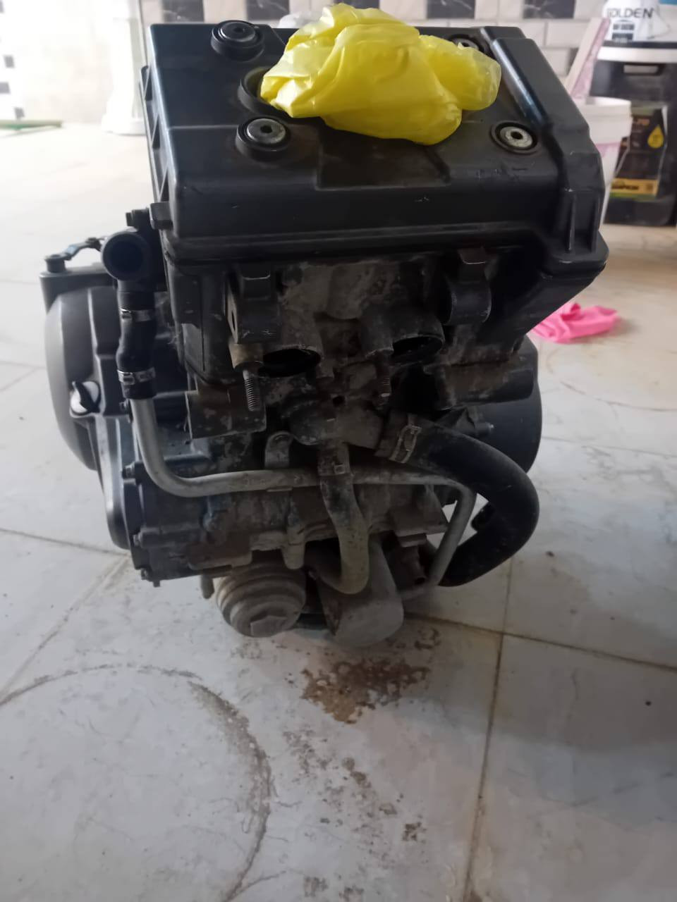 سلام عليكم محرك بنلي502 cc معروض للبيع تفرعاتة كاملة علمآ أن المحرك مجفت ويعمل بشكل جيد السعر 500 دولار 
***********
