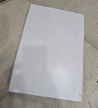 لابتوبات • اسود وابيض • مع ورقة