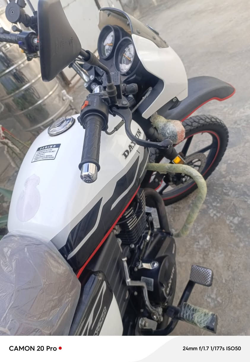 سلام عليكم 
دايـوان مديل 2023طالعة ب2025 مرقم ديالى نكليزي 

محرگ 200ccكفالة من الفتح والتبخيࢪ شرط مينسمع

دراجة جديدة مرقمة بسمنة تحويل ثاني يوم هزة جديدة 

كاملة برغي مابيهة نقص ماشية الفين فقط شرط حقيقي

مكاني ديالى بعقوبة قرب جسر خرنابات 

شراي تصل ودلل ***********📞📞

سعرهة 2450وبيهة مجال لشراي
