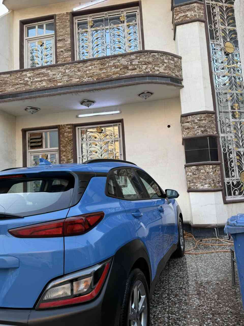 كونا خليجي موديل 2022 السيارة فول مواصفات 1/1 محرك 2000 السيارة رقم بغداد تحويل مباشر مكفولة كفالة عامة من الصبغ 
بيها رصعة بالبنيد موضحة بالصور ما مصلحة و باقية على حالها و الباقي مكفول السيارة على وضع الشركة سبير منازل تايرات الشركة محرك كير تبريد مكفولة
المواصفات 
بصمة 
تشغيل عن بعد 
فتحة سقف
3 أنظمة قيادة
مرايات شفط 
إشارة ترحيب
المقاعد كهربائية 
حساسات امامية
حساسات خلفية
كامرة خلفية
رادار امامي خلفي جانبي 
تحكم ستيرن
ابل كار بلي
و أندرويد اوتو
شاحن واير لس
و مواصفات أخرى
السعر 165 ورقة قفل
مكان السيارة بغداد
رقم الهاتف ***********
