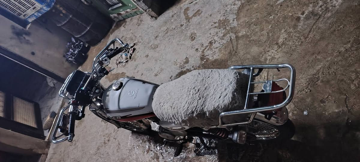نمه برو مديل 20 المكينه شرط خرسه ويرمنيه كمله السعر 350 وبي مجال العنوان حي السماح ***********بي وتساب
