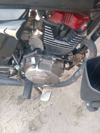 دراجه البيع الدراجه حلوه مكينته خير من الله مكفوله كفاله عامه اي نقص م...