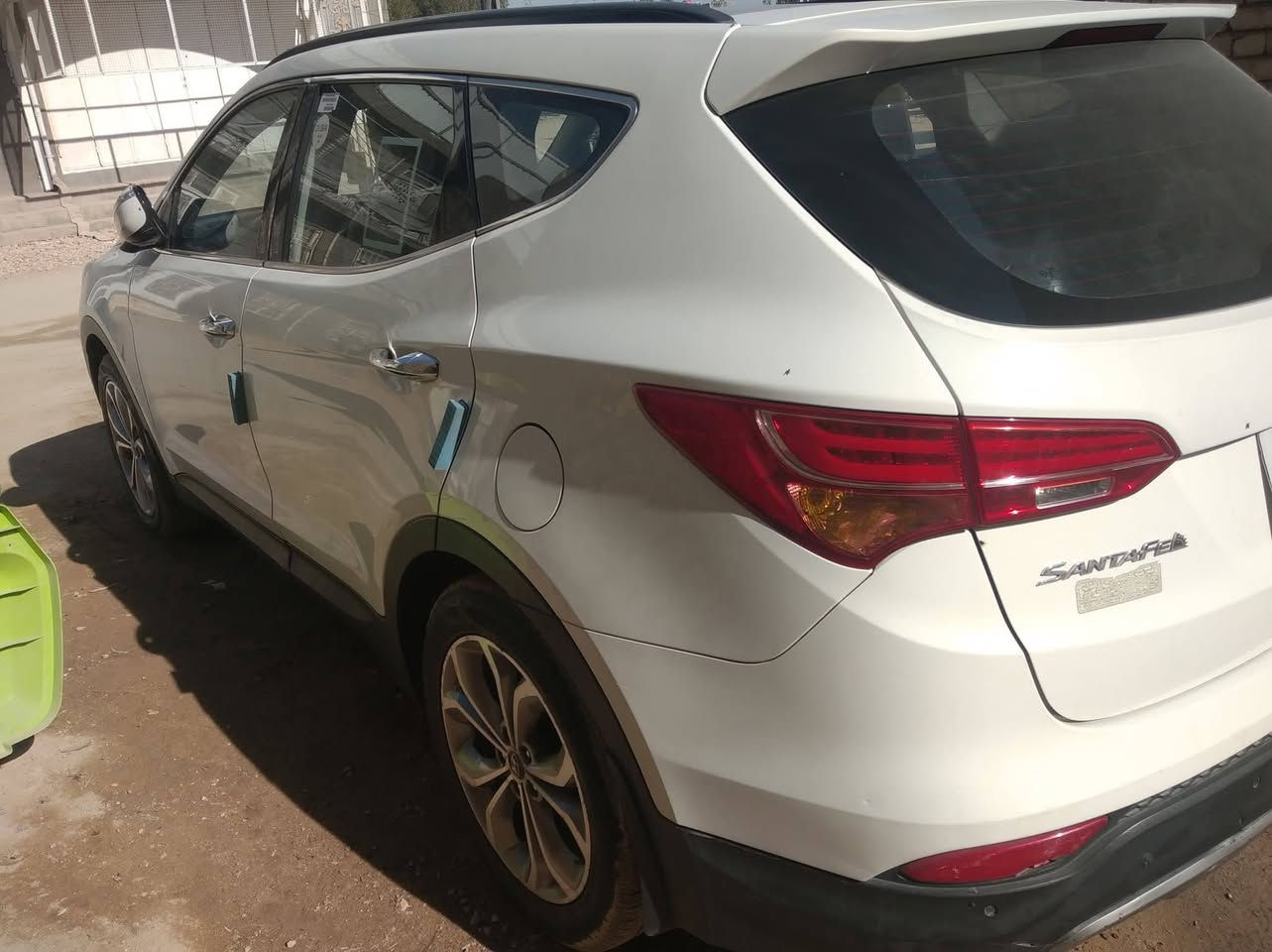 للبيع
هونداي سنتافي . 
موديل 2013
اللون ابيض 
الرقم اربيل 
وارد خليجي 
محرك2400
بنراما مري شفط وبيهاا بعد مواصفات
السعر 150وبيها مجال
الضرر رش بابين بدون تبديل
كير ومحرك خير من الله 
تخم تاير جديد 
مكاني بغداد للاستفسار واتساب او اتصال وبيك خير وتدلل
***********
