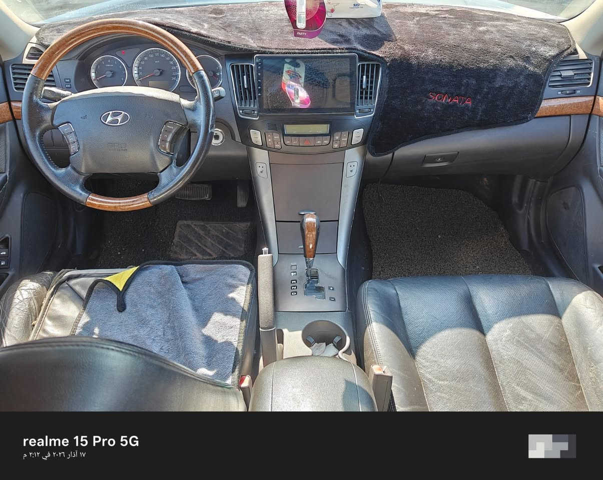 السلام عليكم
سوناتا 2010 جديدة كارتون  
فول موافات بصمة دواخل جلد تحكم 
وبعد اكثر 

ادوات بيه رقم شكالي 

مع كصة جنطة 

مكاني ذي قاو شطرة 

السعر 54 ورقة 

***********
