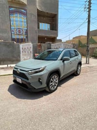 راف فور XLE • ٢٥٠٠ • ضرر الأمام