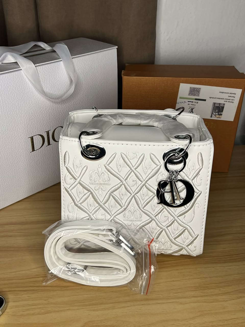 سلام عليكم متوفر عندي جنط ماستر كوالتي وكوالتي عالي اسعار كلش مناسبه


**إذا كنت صاحب هذا الإعلان وتريد حذفه لأي سبب، رجاءا أرسل رسالة إلى الدعم الفني**