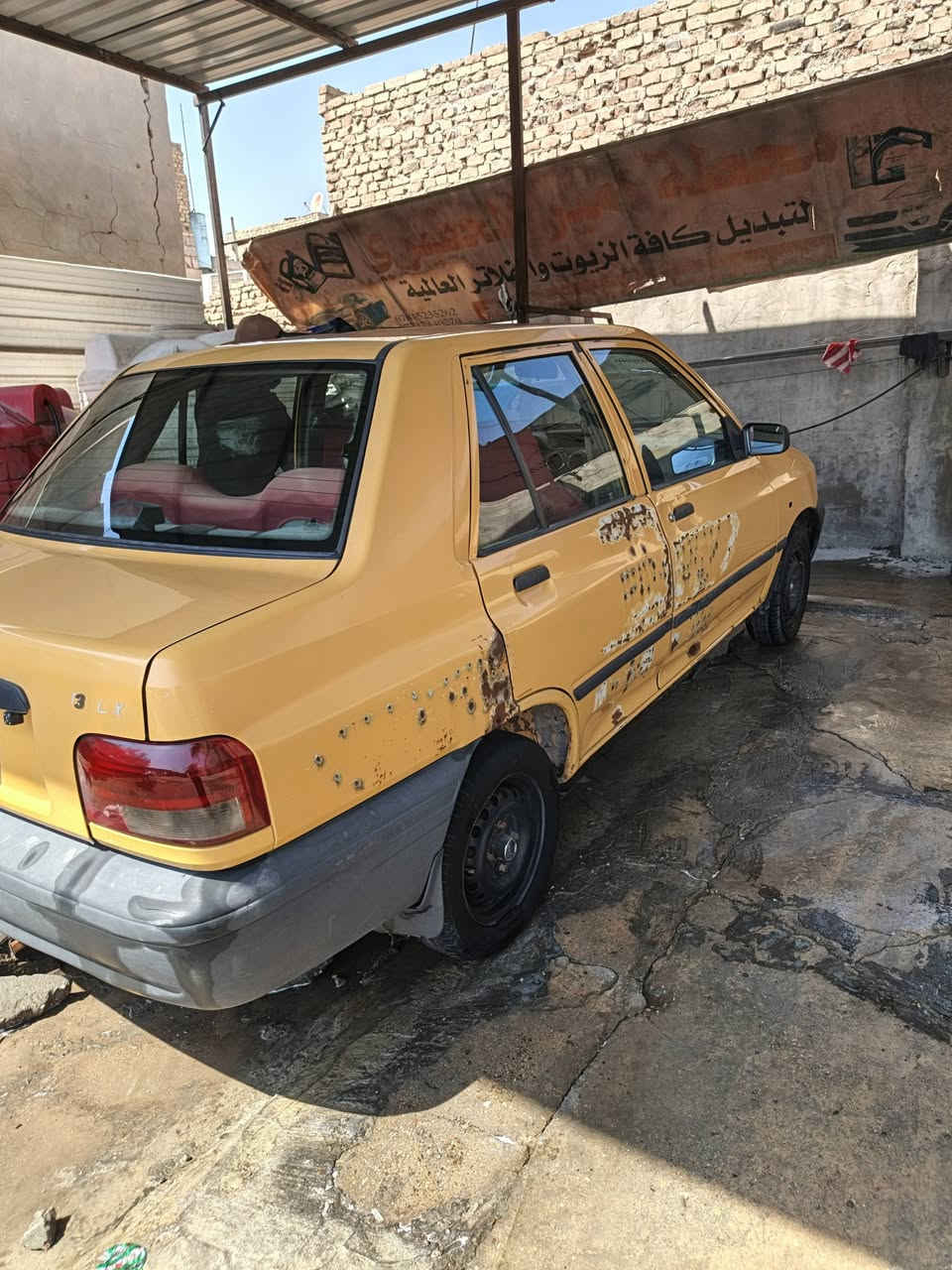 سلام عليكم سايبا موديل ٢٠١٥
٣٠ وبيها  عنوانها كربلاء ضربتها مثل ما موضح بل صوره 

***********
