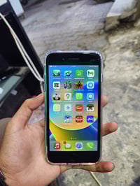 آيفون ٨ بلس • ٢٥٦ • مبدل شاشة