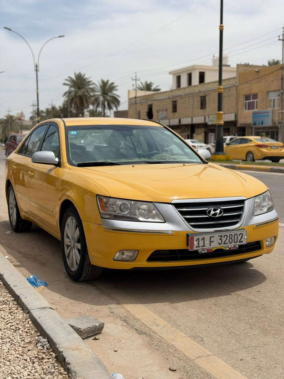 للبيع سوناتا وأرد امريكي رقم بغداد بسمي سنويه لل 31 خط جوال مصفره موديل 2009 تخم تاير جديد مكينه وكير حاويه حداديه الكدام ول وره جديد ضرر جاملغ قبق البانزين فقط بدون دواخل اي خياس مابيه السياره مكاني كربلاء السعر 117 وبيه مجال ***********
