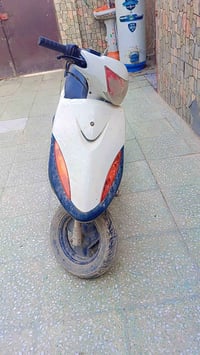 دراجه ماكس للبيع الدراجه كدامكم  الدراجة عوزها صفاحيات وكهربايتها ماطر...