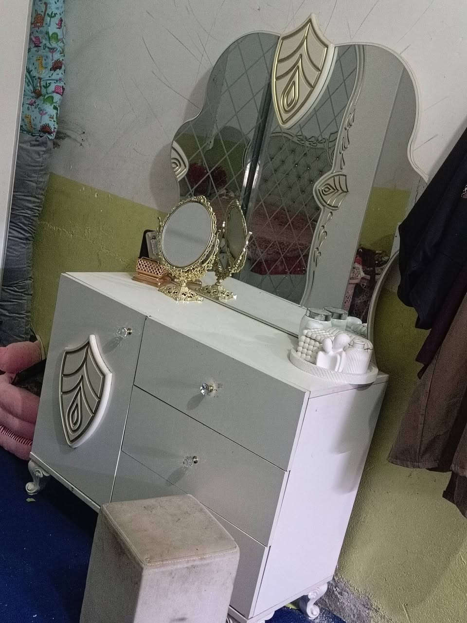 8 قطع ضخمه نضيفه وحلوه نجف نجف


**إذا كنت صاحب هذا الإعلان وتريد حذفه لأي سبب، رجاءا أرسل رسالة إلى الدعم الفني**