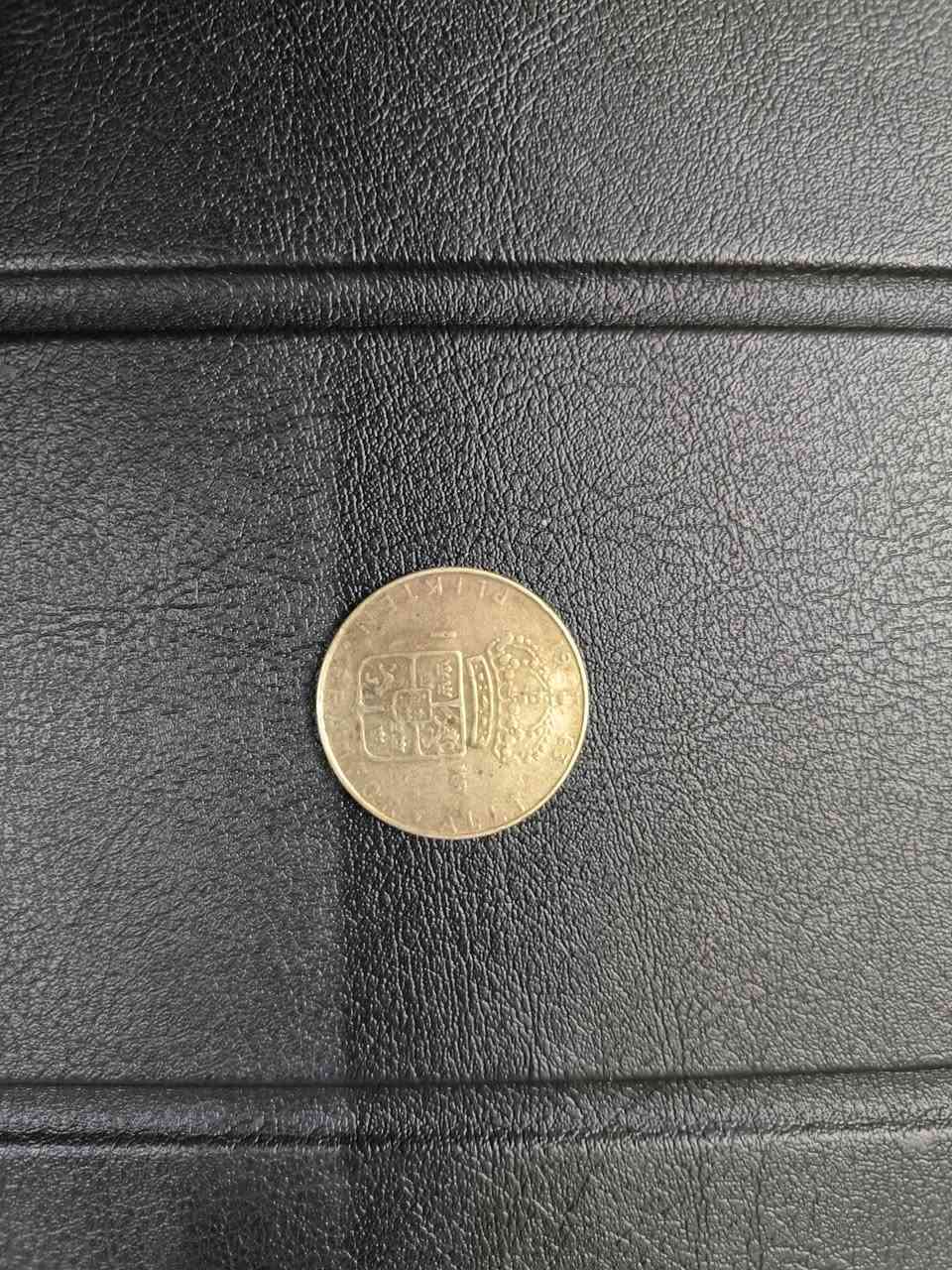 للبيع عملة واحد كرونة سويدية قديمة ومميزة مصنوعة من معدن الفضة اعلى سعر ابيع


**إذا كنت صاحب هذا الإعلان وتريد حذفه لأي سبب، رجاءا أرسل رسالة إلى الدعم الفني**