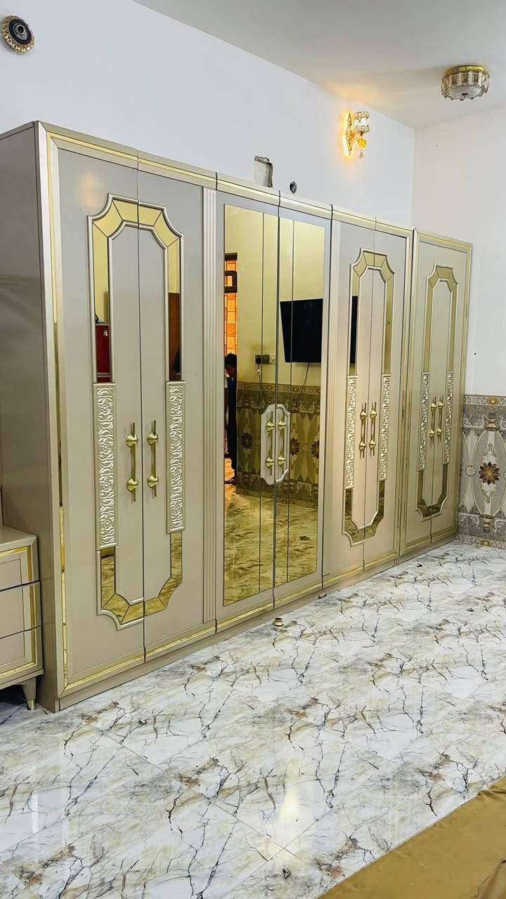 غرف تركي مستخدم بس كلش نضيف وايضا الي يريد جديد هم متوفر //اما الكاونترات كذلك جديد ومستخدم حسب الطلب
العنوان 📍الرمادي :الدواجن قرب جامع الحسن البصري📍للتواصل📞:***********
