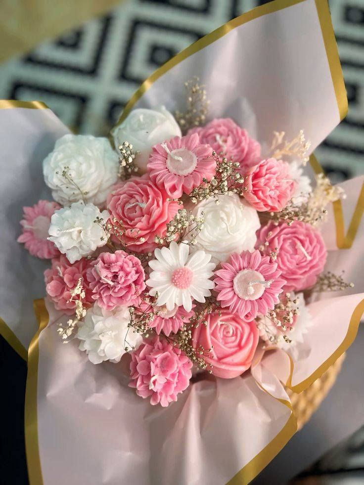 لأن أمي هي النور اللي بوسط البيت.. 🕯️✨
سوينا قطع فنية تشبه قلبها. شمعاتنا العطرية لعيد الأم مو مجرد شمعة، هي 'باقة ورد دائمة' تملي غرفتها بريحة الحنان والهدوء.
دللي ست الحبايب بهدية تليق بمقامها.. شمعة 'أمي: زهرة عمري وحلو السنين'.
العدد محدود جداً للحجز.. سارعي قبل نفاذ الكمية!" 🌸💖
#أرفعو_المنشور
#أدمن_وافق


**إذا كنت صاحب هذا الإعلان وتريد حذفه لأي سبب، رجاءا أرسل رسالة إلى الدعم الفني**