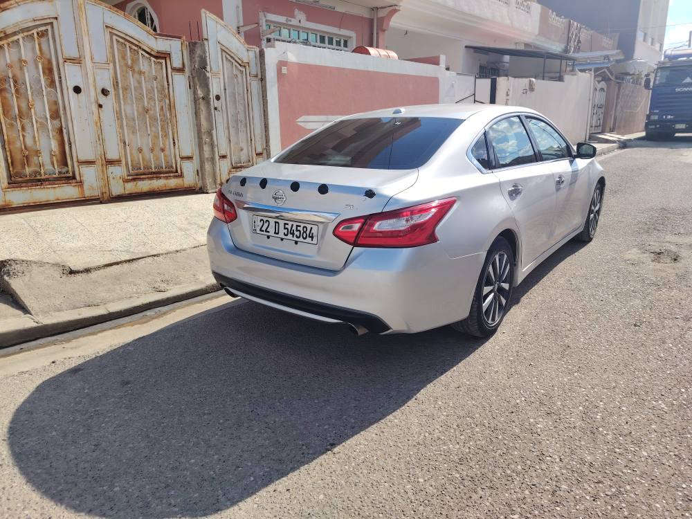 نسيان ألتيما موديل 2017 SL فول موصفات. محرك وكير بشرط
الضرر واضحه ٣قطع صبغ واضحه بالسونر مبينه/ رقم أربيل سنويه لحد ٢٠٣٠
هزه جديده
كشن تدفئه جلد
سترين تدفئه
رادار نقطه عمياء
بصمه/
حساسات
لون سلفر
4تايرات جديده
السياره جاهزه بدون اي مصرف
غرامه ٧٥ الف

رقم تلفون *********** الحمدانية, نينوى
