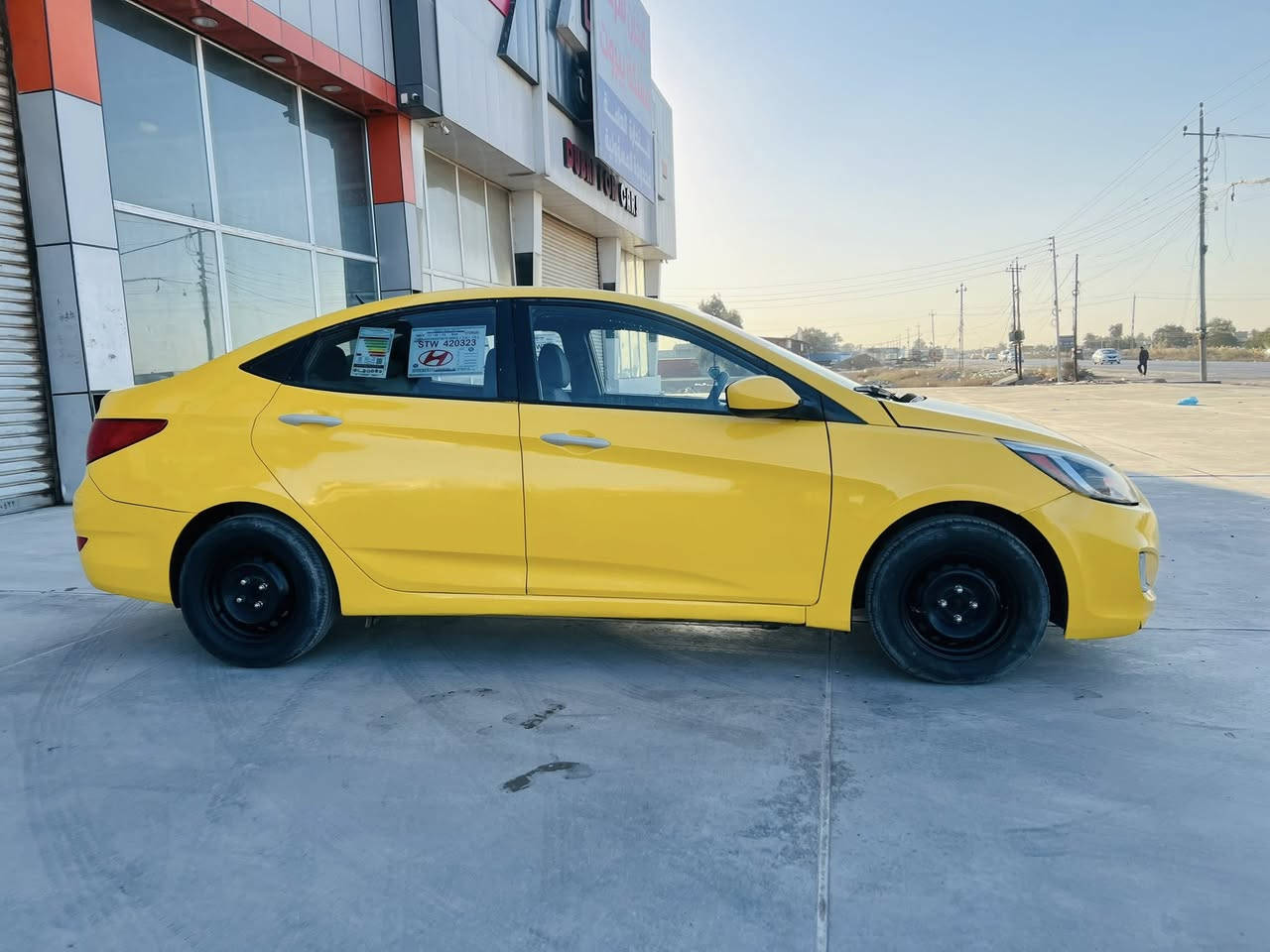 سـلام عـليـكم
هيـونـداي اكسنت  ”
رقم بغداد مشروع وطني  
مـوديـل : 2015 
حادثـه : حافة البنيد بدون لا شاصي ولا لغد شرط الفحص
 وين ميعجبك افحص

محـرك : 1600 
كـير : ATM  بدون لاتبخير ولاتنقيص مكفولات 
المـوصفـات نص فـول 
.نظـام ايكو 
.مـانع انزلاق 
.لايت زينون عالي
.تخم تاير 
شاشة بلادية 
.تبريد ثلج 
.فول تحكم استيرن جهتين 
.ثلاث انظمة للقيادة  
السيارة جديدة جداً 
جاهزة تبريد صدر امامي خلفي جديد امسويلها ادامة كاملة باتري جديد وغرامات وهيئة  مصفرة تحويل مباشر خير من الله السيارة وبلعافية على الياخذها الشراي يتصل  السعر 82$ بيها مجال للشراي 
***********
