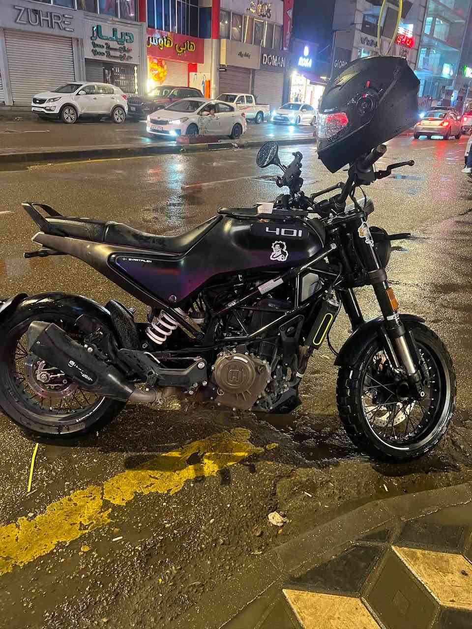 🏍️ للبيع – هسكفارنا 401 (Husqvarna 401) 🔥2023

دراجة مميزة جداً، شكل رياضي وأداء قوي، مناسبة للاستخدام اليومي والسفر.

✅ محرك 401 سي سي، تبريد سائل.
✅ كير 6 سرعات. كويك شفتر
✅ نظام ABS. امامي خلفي ممتاز 
✅ دبلات WP.
✅ بريك ByBre.
✅ خفيفة، ثابتة، وسهلة بالسيطرة.
✅ اقتصادية بالوقود مع عزم ممتاز وأداء ممتع
🔂 ماشية 17 الف 

💰 السعر: 4,500,000 دينار عراقي 
للاتصال 
***********
