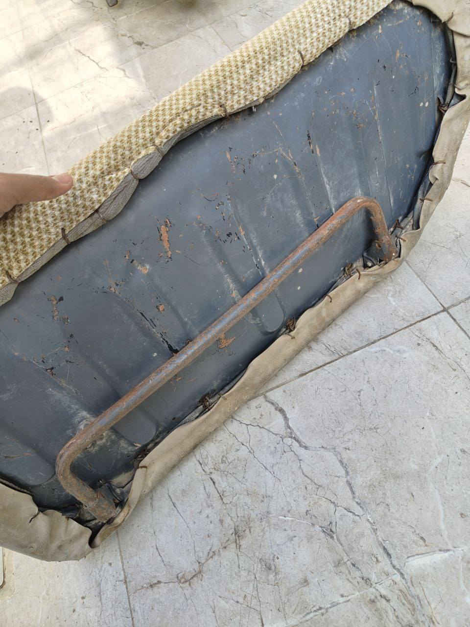 كشنات ليلة علوي خلفيه 

جوه السوك بلاش

اخو الجديد نضافتهن 85

جديدات لون بيجي وماروني 

سعر الزوج 35قفل

وبكلايتات جهت اليمنه فقط

سعر ثنيناتهن 15قفل 

مكان نجف كوفه

الرقم ***********
