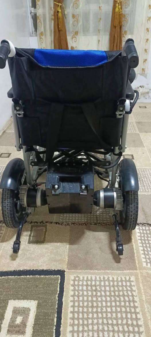 للبيع جديد مامستخدم ابد ولا مشحون بلكارتون سعر 500 الف عنوان موصل ***********
