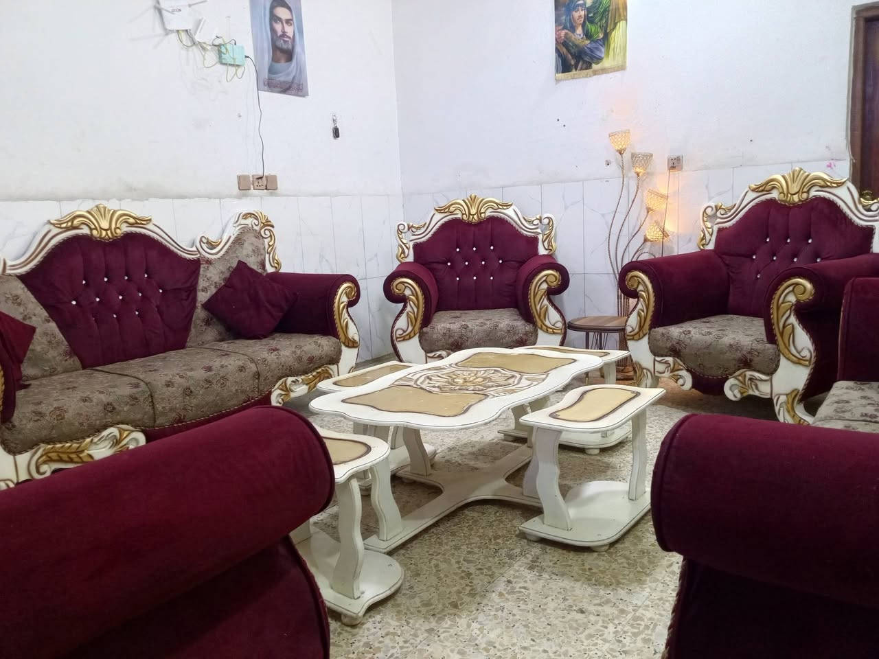 تخم ملكي تكمه نظيف جدا 10مقاعد مع سيت طبلات هديه ب325الف وبي مجال المكان الوشاش *********** يوجد توصيل بكروة يوجد واتس اب
