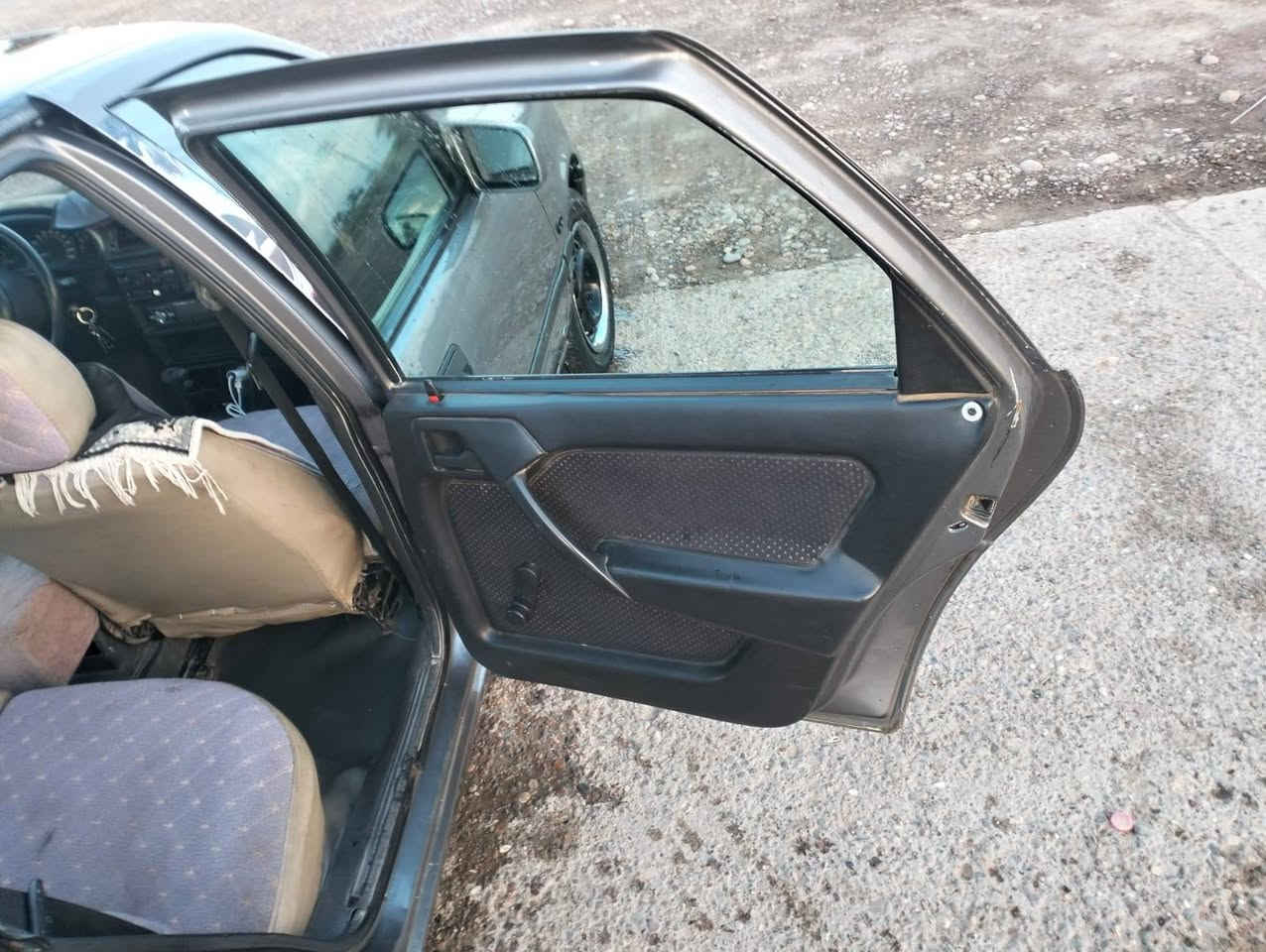 للبيع
اوبل فكتره
موديل 90
رقم سليمانيه سنويه 2027
محرك كير شرط
تخم تاير جديد
صدر جديد
كهربائات كلها شغاله.
السيارة جديده بمعنى الكلمه احلا من الصوره.
مكان السياره تكريت فلكه فرسان العلم
الاستفسار اتصل على الرقم
***********
