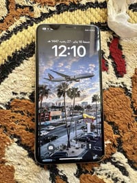 آيفون XS ماكس • ٢٥٦ • شاشة وظهر مكسور