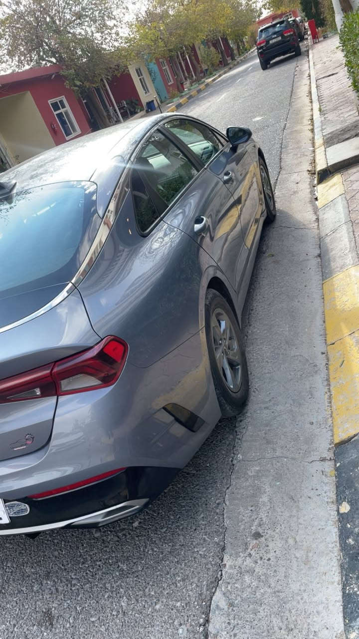 السلام عليكم kia k5 مديل 2022
حادث امريكا جاملغ وبنيد بدون دواخل
ايرباك فقط ستيرن 
محرك 1600 تيربو 
 بيها ضربة بلبنيد حالياً ممصلحه
مواصفات المري بيها نقاط عمياء
وتحديد مسار وقيادة ذاتية واوتو هولد وتوقف ذاتي لايت عدسة   
سعرها 173 بيها مجال بسيط 
مكاني اربيل الأسكان 
للأستفسار ***********
