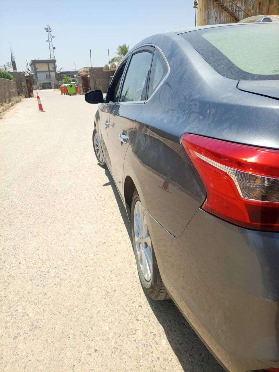 نيسان سنترا موديل 2018 مكينه 1800 وارد امريكي ماشيه 160 حادث جاملغ امامي جهة السايق والبابتين السعر 105  بيه مجال مكاني بغداد الزعفرانيه
تليفون ***********
