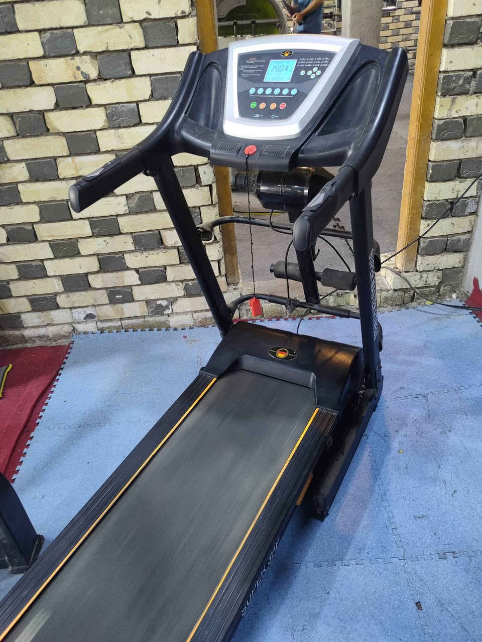 جهاز جري
مستعمل نضيف 
للاستفسار الاتصال على الرقم 
***********
