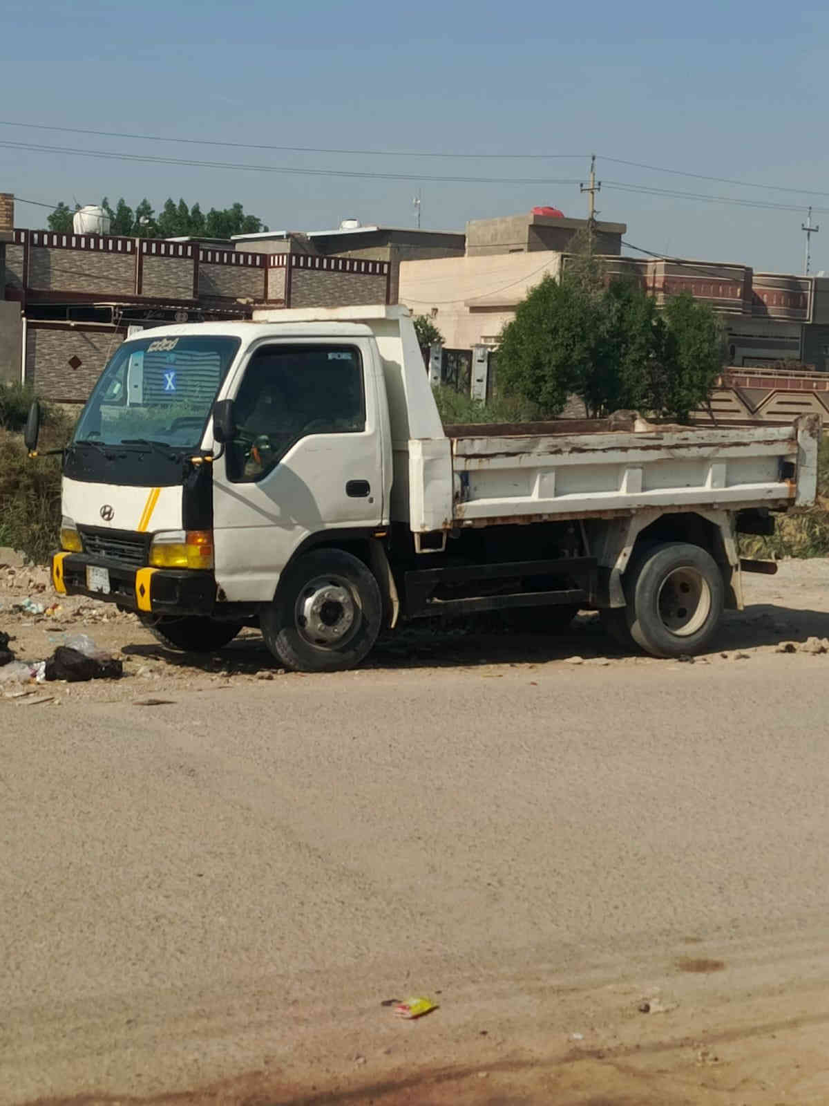 السلام عليكم اعيد النشر بسبب الوعود الكاذبه سياره للبيع كفاله كير مكينه شاصي تخم تاير رقم بغداد تحويل ثاني السعر 71 اني مكلف بلنشر مكاني البصره_ القرنه للأستفسار ‭0787 471 7698‬
