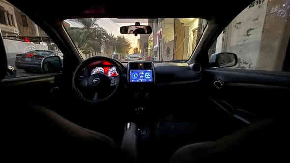 سلام عليكم
وكير ومكينة وصدر وتبريد وتدفئة كله تمام
فرسا م١٣ رقم ومكانها بغداد سنويه٢٧ ب٨١ 
حادثهه بابين السايق وجاملوغ الامامي العكس ولم اتواجد علفيس لأي استفسار هذا رقمي وبي واتساب***********
