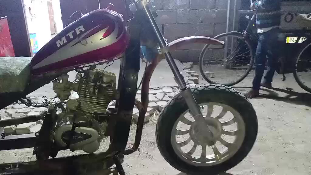 سلام عليكم ستوته لبيع بدون وراق المكاني العماره لمدثره وشراي يتصل ***********
