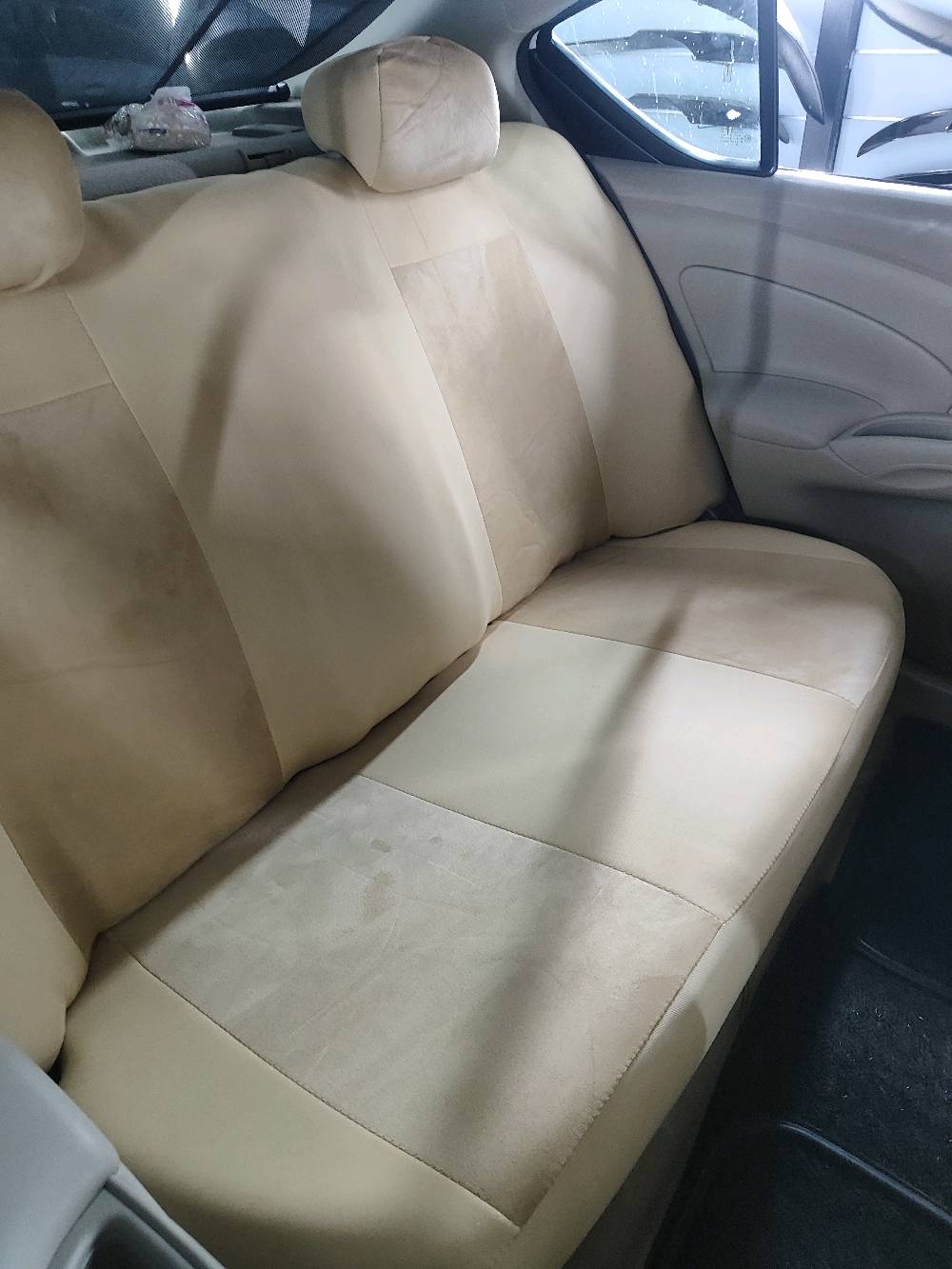 السلام عليكم 
للبيع سني مصري بعدها بحالة الضمان موديل 2025 رقم اربيل بأسمي
هزة لل2027
ماشيه 25500 كفاله من الصبغ 
بيها رصعة بالدعامية الامامية
  اربع جام كهربائي
 تحكم ستيرن جهتين
 شاشة جكسارة
 دوشمة ارضيات و كشنات
 ابواب مغلفة بالنايلون
تبريد قطعتين
اشارة بالمري
سبير منازل
كبات بعدها مطبكة
جنح جنطة
حساسات خلفية
كل الملاحضات موضحات بالصور 122$
 للتواصل ماسنجر فقط
مكانها بغداد / المشتل