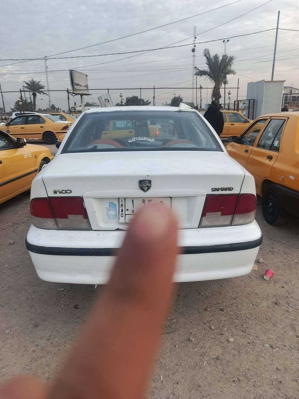 اقره المنشور قبل لا تتصل سمند خصوصي للبيع مديل 11 ناطق سياره كير ومكينه وتخم تاير جديد باتري جديد كهربائيات مابيهه نقص تخم تاير جديد السياره منيدك للشارع بيهه بارد بل بنيد وبارد شويه باب السايق السياره رقم مثنا مطلوبه ورقتين للتحويل صاحب الوكاله ومطلوبه 400 الف غرامات تنزل من سعر السياره معروضه 28 ورقه وبيهه مجال للطيبين ***********
