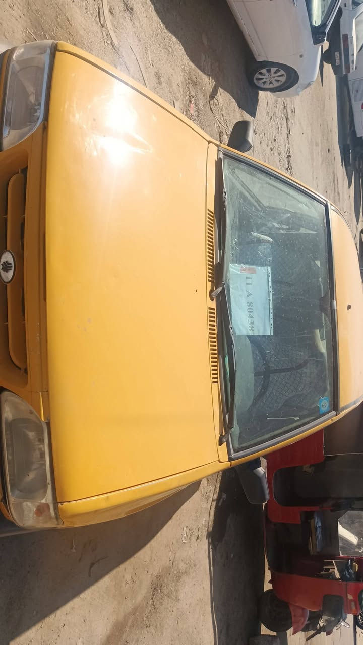 السلام عليكم سايبه للبيع موديل 11 سعرها 19 وبيها مجال ***********
