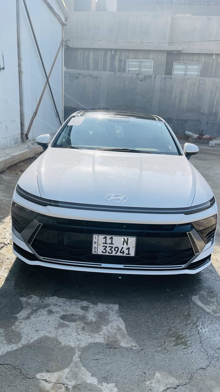 السلام عليكم
سوناته موديل 2024
خليجي فول مواصفات اعلى فئه
ميحتاج اذكر المواصفات موضحه امام العين
فول فول
لسياره كفاله عامه ماعده بارد صغير مقدار 4اصابع بل باب الخلفي فقط والباقي مكفول 
ماشيه :57 الف 
كير ومكينه وحداديه مكفول عل شركه
مكينه 2500 تنفس طبيعي
السعر:235
مكاني بابل 
***********
