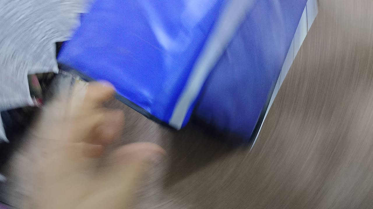 سلام عليكم صندوك جديد ما مستخدم ابد يعني بجيسة
للبيع مكاني نجف ميلاد وذا تريد اجيبة الك ماكو مشكلة 
الرقم ***********
السعر 15الف
