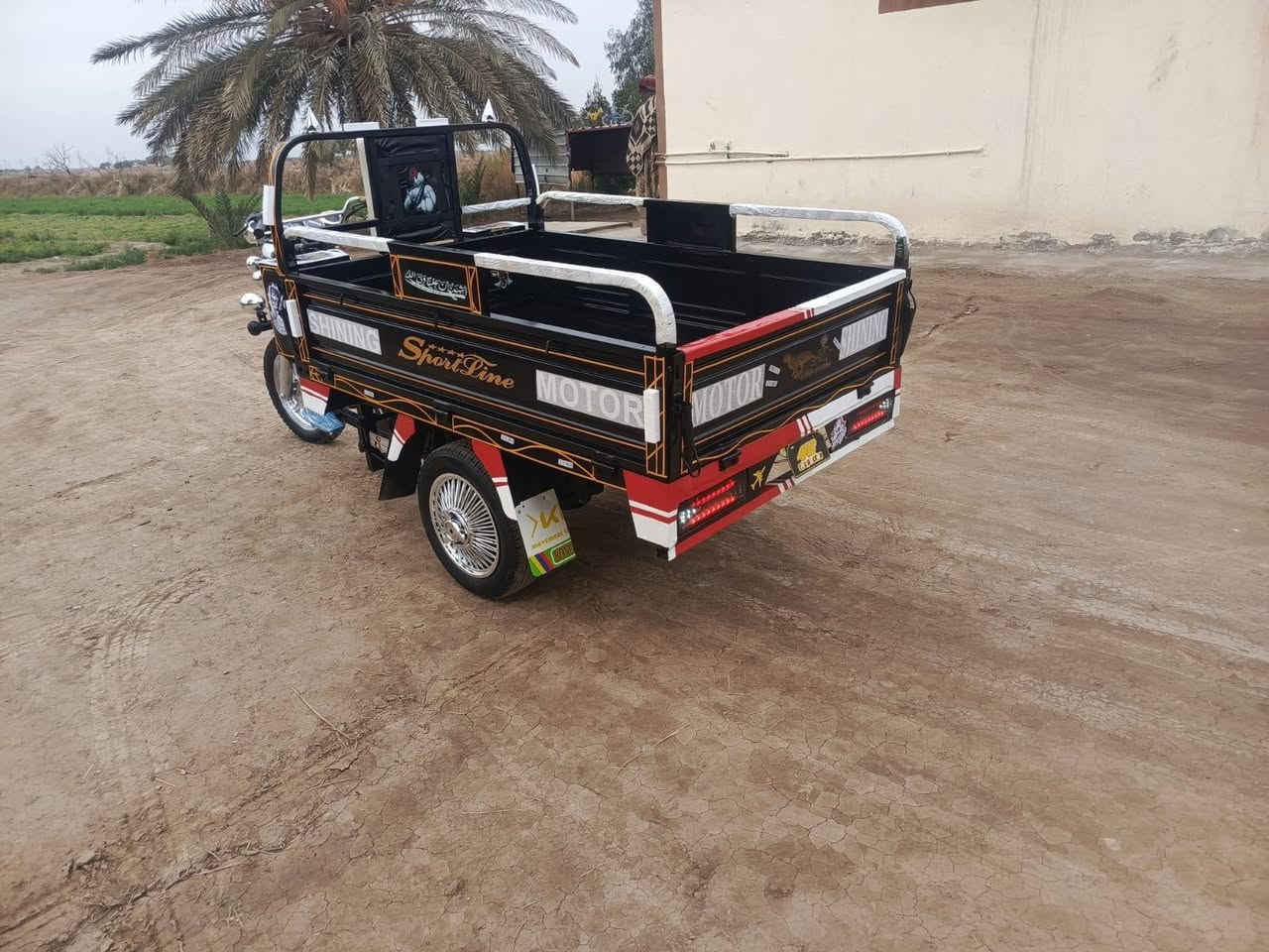 ياالله اخوان ستوته جمره موديل ١٨كفاله عامه مصبوغه صبغ حراري للجماليه مكان الستوته قريه عباد لا تصال على الرقم 
‏‪0773 630 8678‬‏
