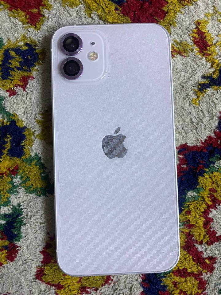 ايفون ١٢عادي وتر برف ما مفتوح ولا مصلح ذاكره ١٢٨بطاريه ٨٩كلشي شغال مابي اي مشكله محدث اخير تحديث السعر ٣٢٥وبي مجال العنوان بغداد حيور ***********واتساب
