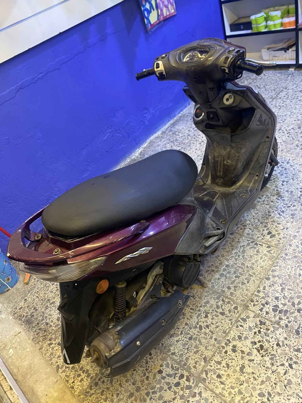 جي تي ار حديث (2017)
دراجه مكينه مكفولا كفاله للبيع شراي يتفضل خاص او يتصل ويدلل *********** 
عنوان بغداد بل كفاءات بصف الشماعية
