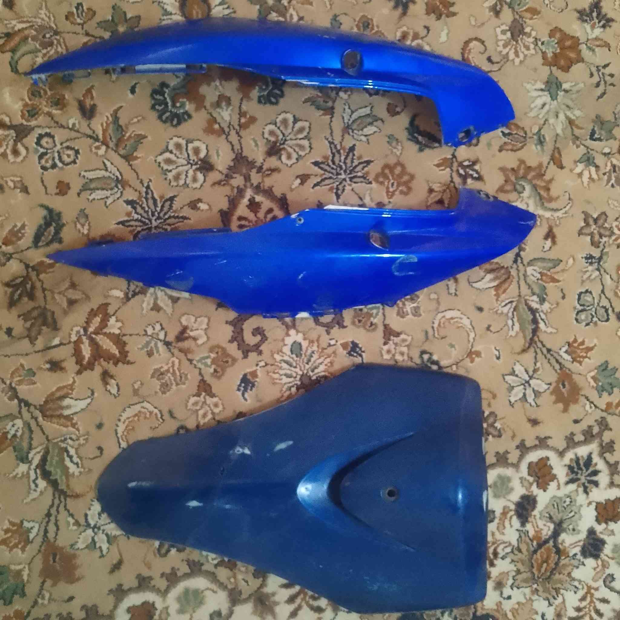 كفرات ماكس 3 قطع سعر 10
خوذه نضيفه جدا سعر 13 
كابريتر ماكس سعر 5 الف 
صفاحيات ايراني سعر 3 الف 
خاص متواجد


**إذا كنت صاحب هذا الإعلان وتريد حذفه لأي سبب، رجاءا أرسل رسالة إلى الدعم الفني**