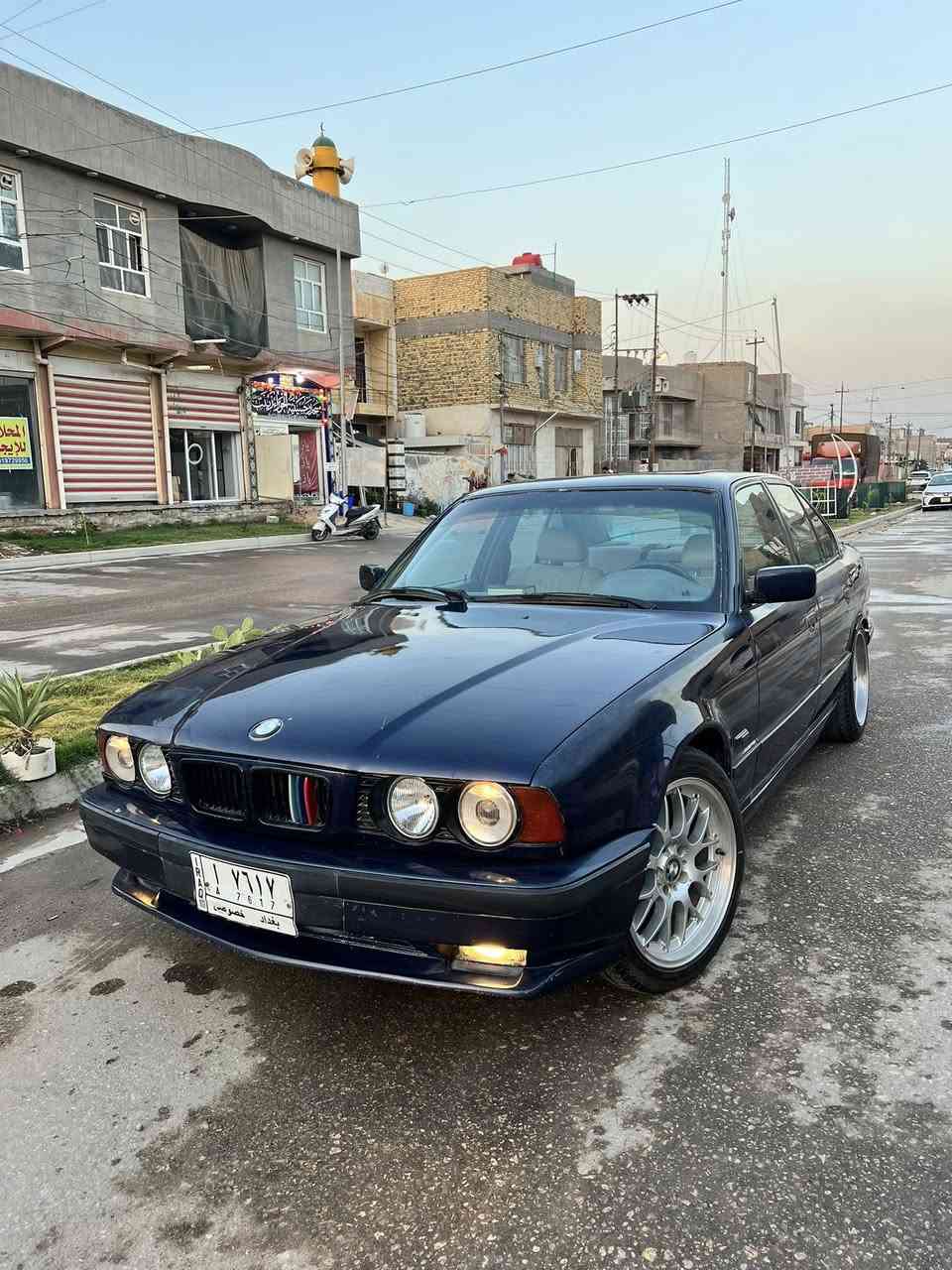 السلام عليكم
بي ام دبليو 525i موديل 91 

مسكر عدلة

گير ومكينة مكفولات

تبريد شغال

عليهة ادامة كاملة منظومة مي + بانزين

مواصفاتهة / فتحة سقف كشنات كهرباء  جام كهرباء  داخل ابيض

معروضة ب 64 ورقة وبيهة مجال للشراي

السيارة ب اسمي رقمهة بغداد 

بابل المركز

للاستفسار / ***********
