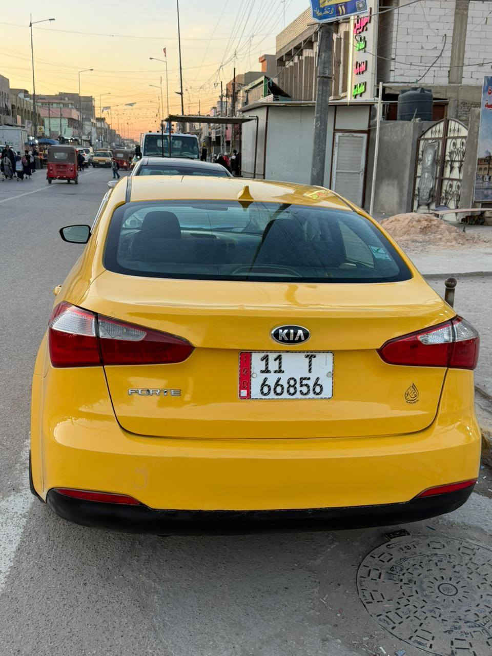 السلام عليكم
فورتي موديل 15امريكي 
حادثه دعاميه خلفيه فقط
ولباقي ليبل واحد مري شفط
السعر 115 وبيه مجال
العنوان بغداد الكماليه 
***********
