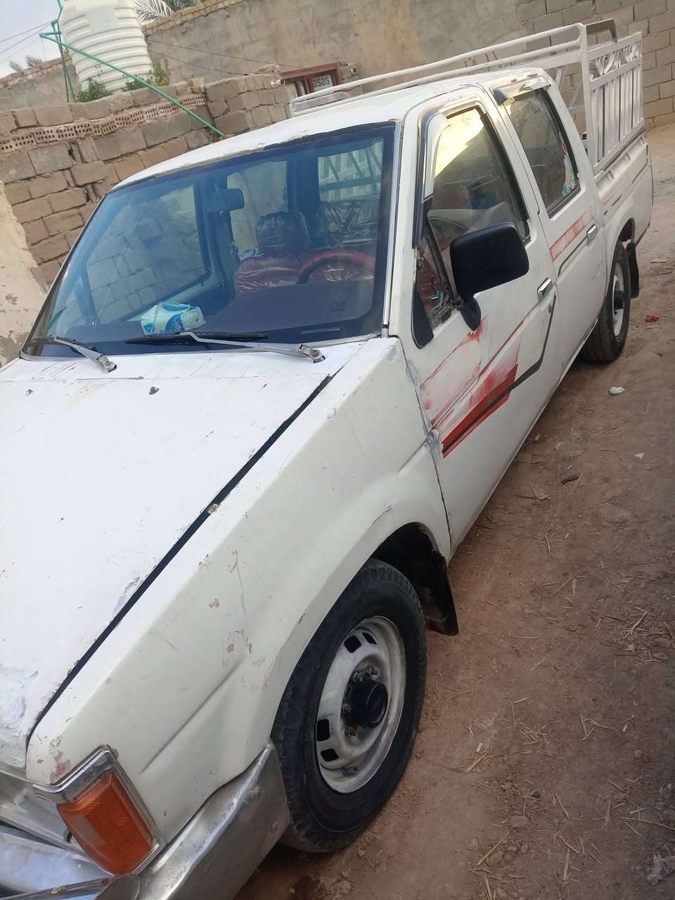 سلام عليكم خوان سياره نيسان للبيع موديل91كهربايات حداديه تخم تاير كله جديد سياره جاهزه مكينه وكير ثريواي السعر 33 وبيه مجال رقم الهاتف ***********
