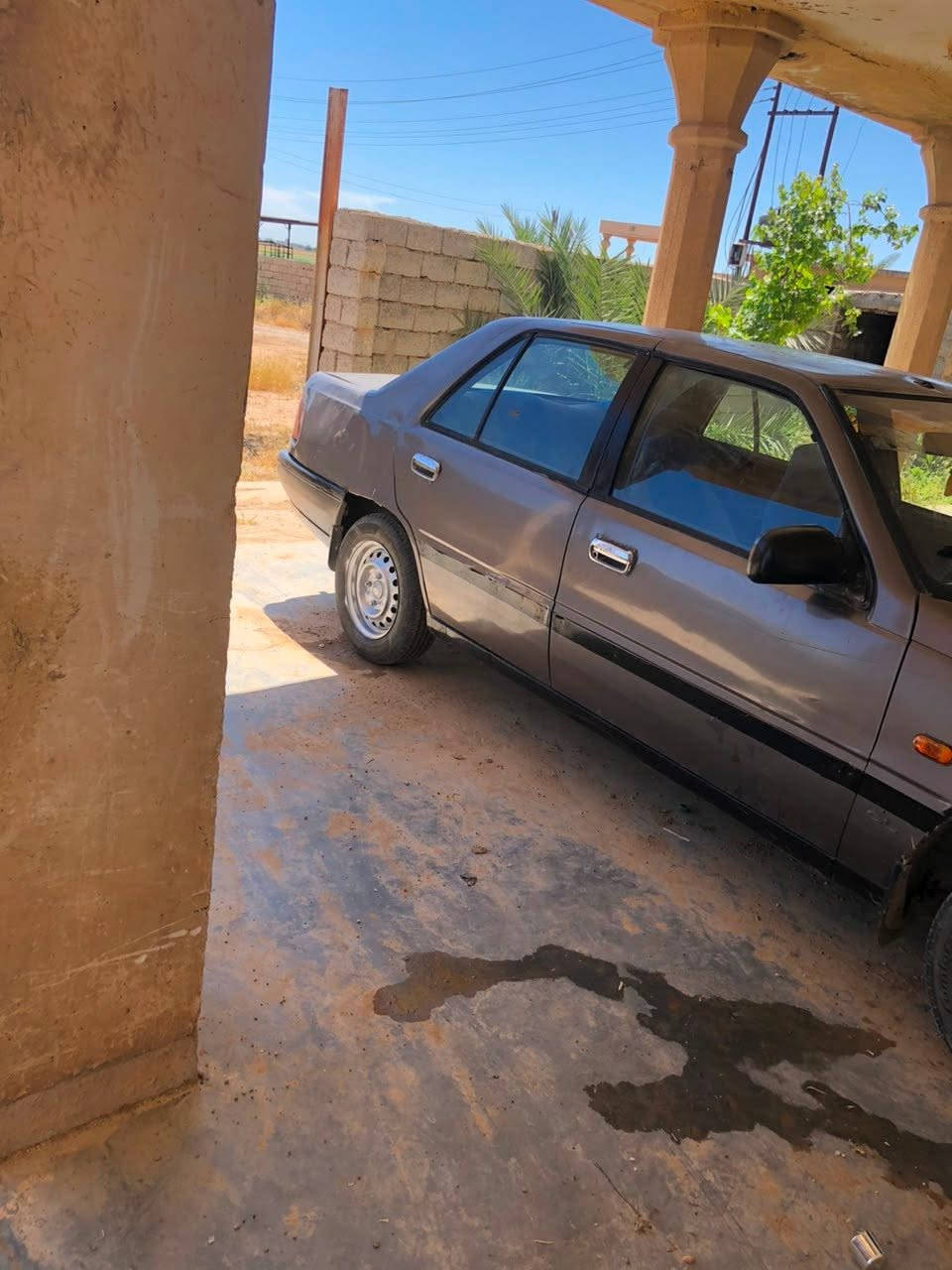 السلام عليكم سوناتا 1 للبيع 
موديل 1992
كير محرك كفاله
داخل خارج نضيف
مسجل كهربائيات فول مابيها عيب
تايرات نص عمر 
صدر جديد
السياره نضيفه وجاهزة
رقم كركوك شرط التحويل
اخوان بيها بطاقة بنزين بس ماندلها
السعر 25 وبيها مجال قليل
***********
